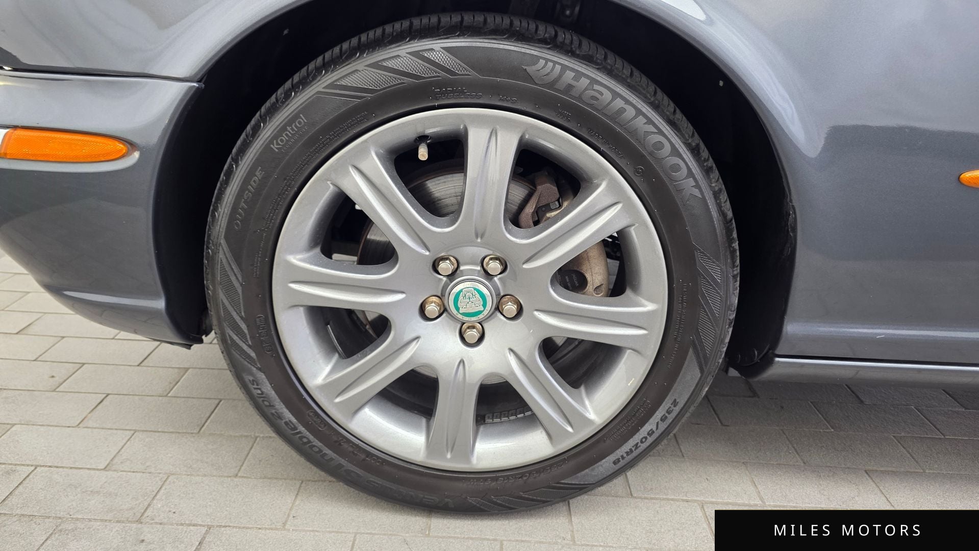 Jaguar XJ-8 2005 — миниатюра 5