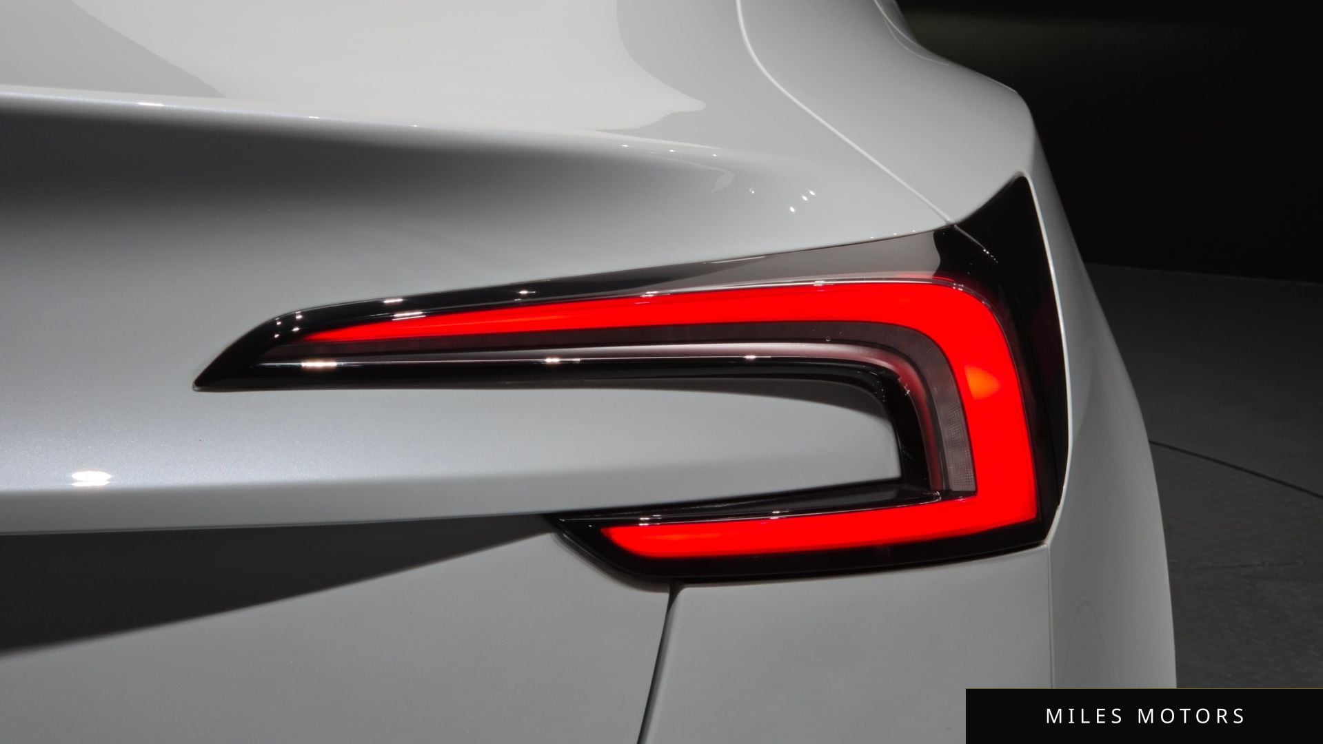 Tesla Model 3 2024 — миниатюра 9