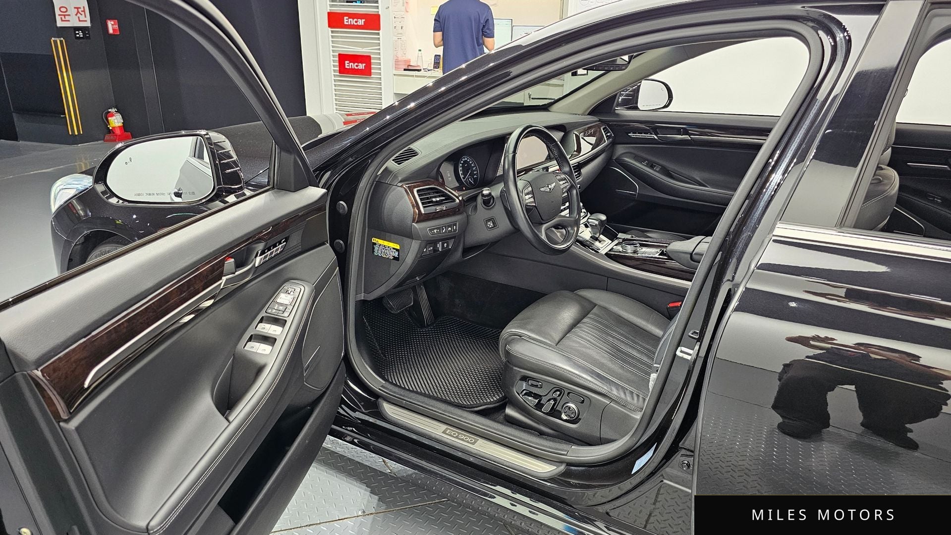 Genesis EQ900 2018 — миниатюра 10