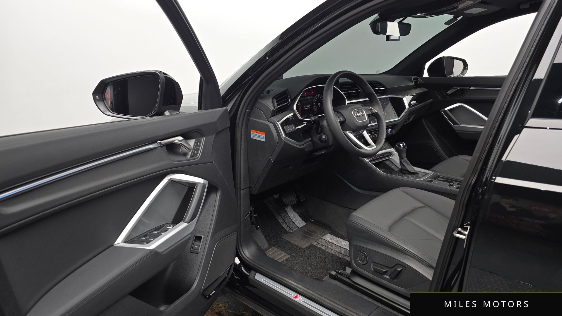 Audi Q3 (F3) 2025 — миниатюра 12