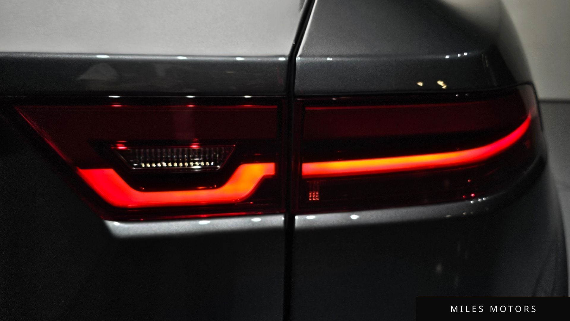Jaguar E-PACE 2018 — миниатюра 9
