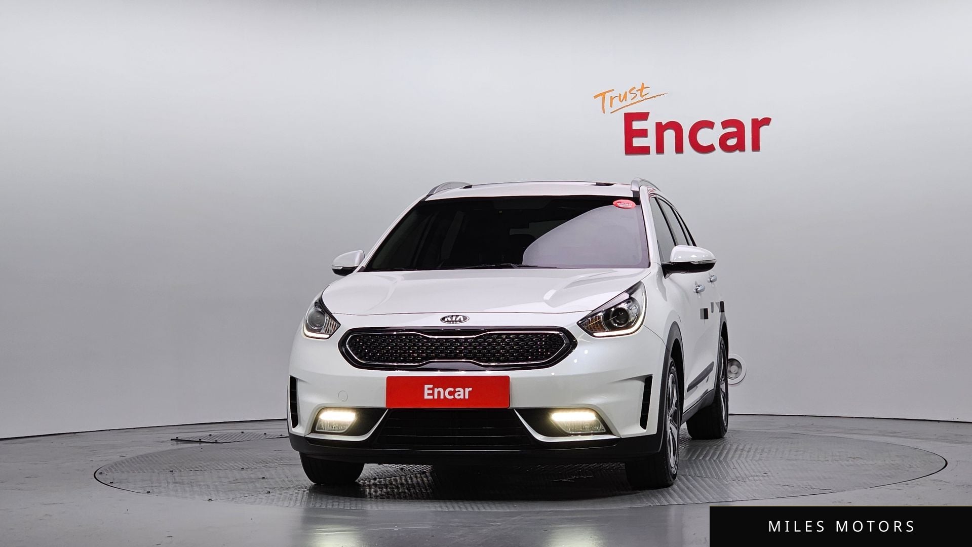 Kia Niro 2017 — миниатюра 3