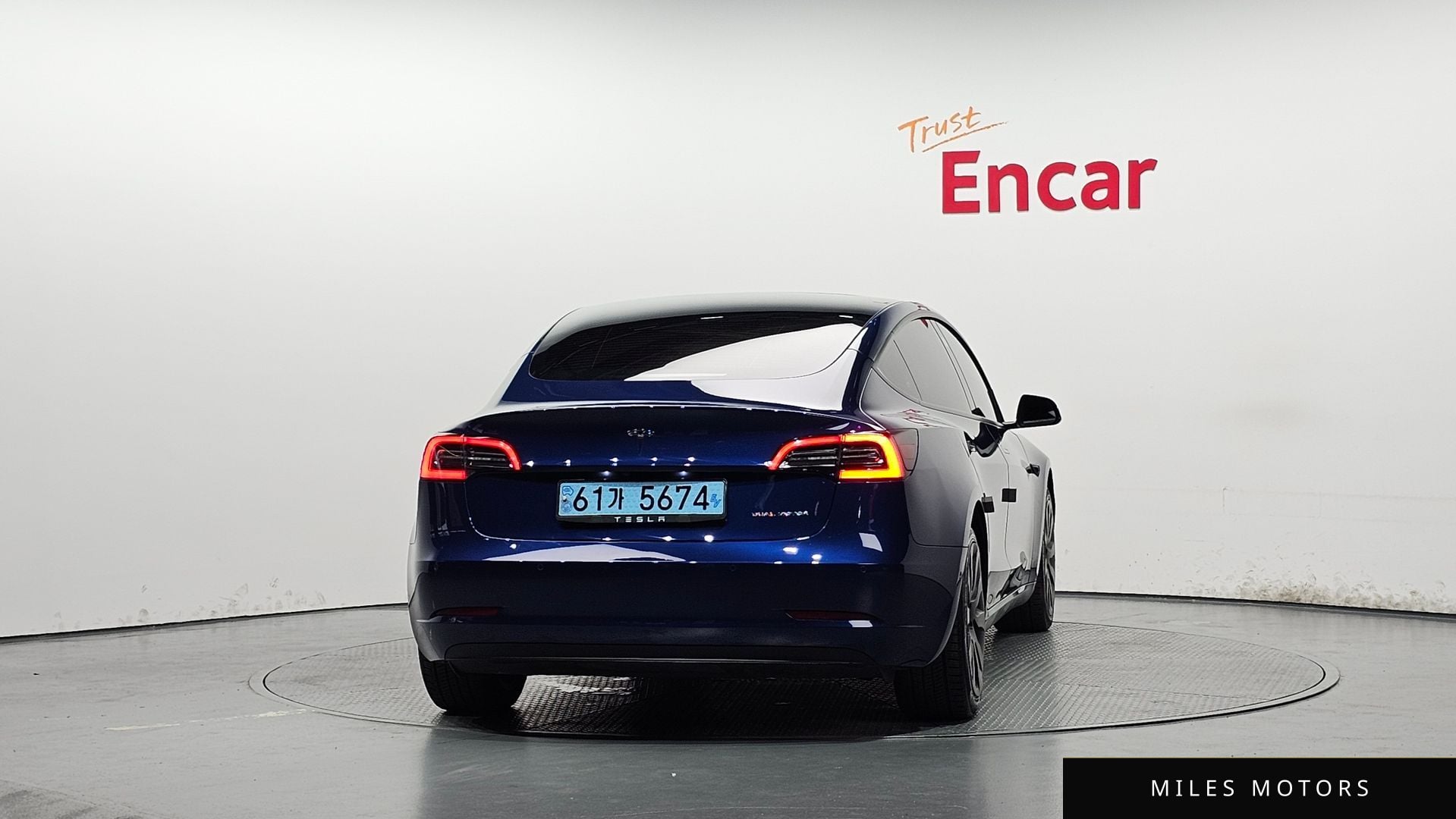 Tesla Model 3 2022 — миниатюра 4