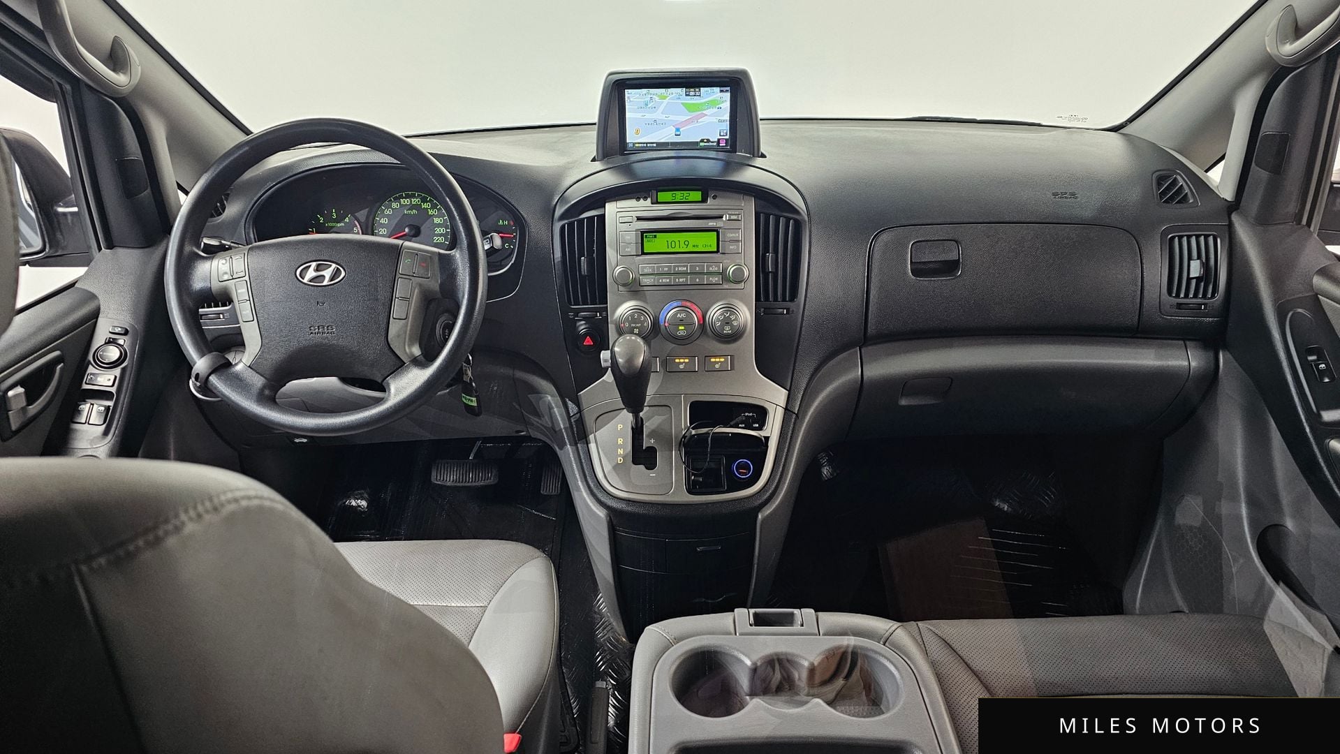 Hyundai Starex 2015 — миниатюра 9