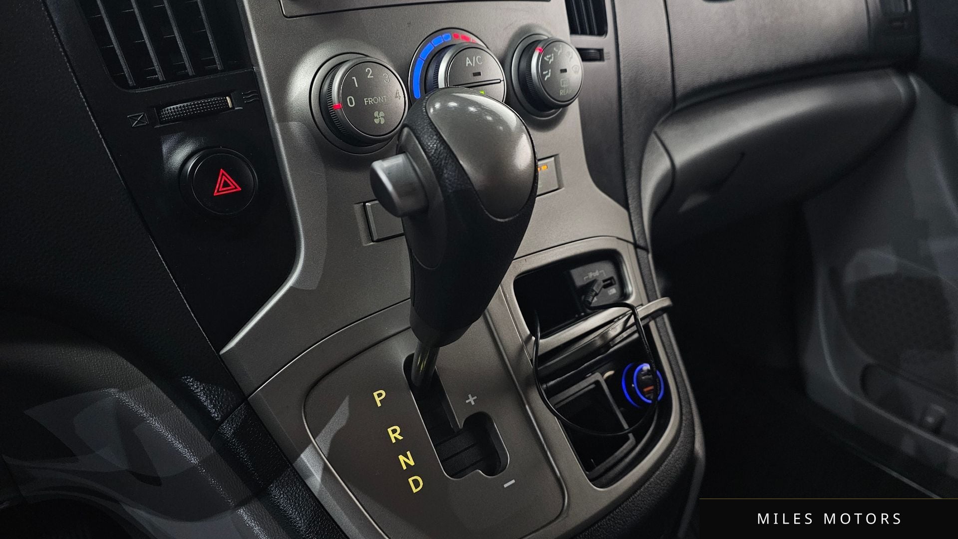 Hyundai Starex 2015 — миниатюра 11