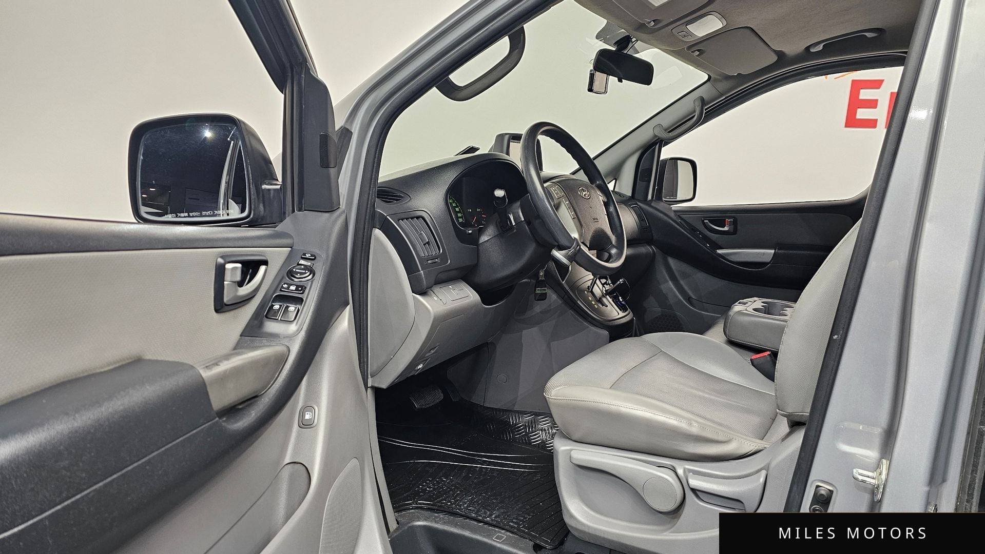 Hyundai Starex 2015 — миниатюра 12