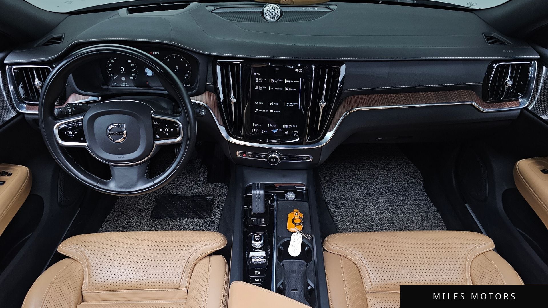Volvo V60 2021 — миниатюра 9