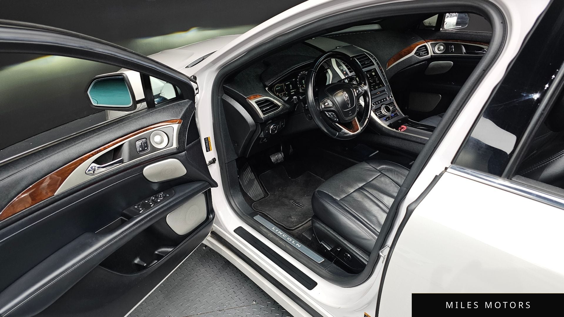 Lincoln MKZ 2017 — миниатюра 12
