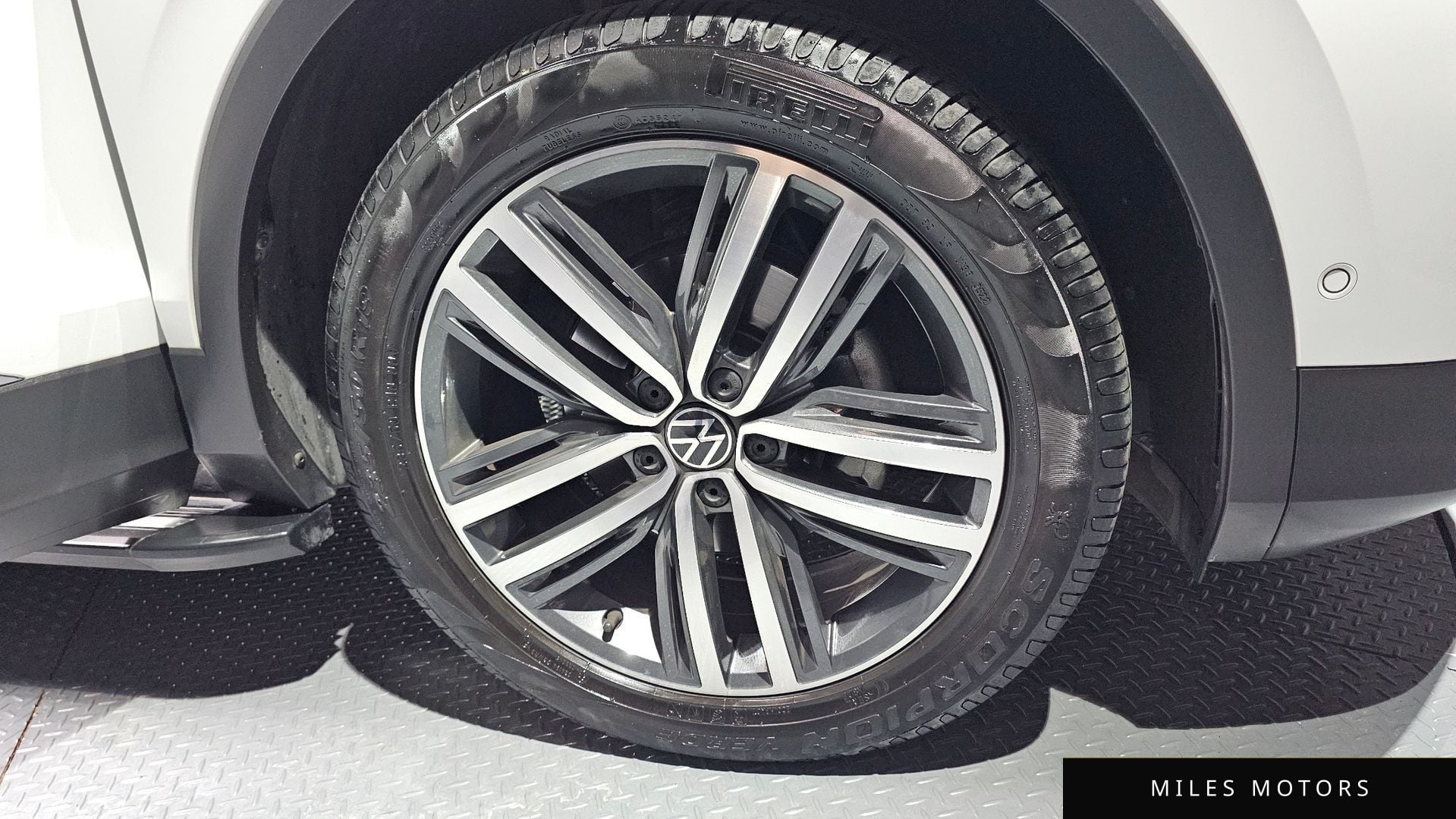 Volkswagen Tiguan 2023 — миниатюра 7