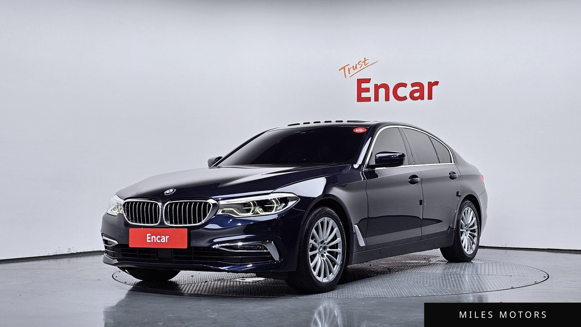BMW 5 Series (G30) 2020 — фото 1 из 12