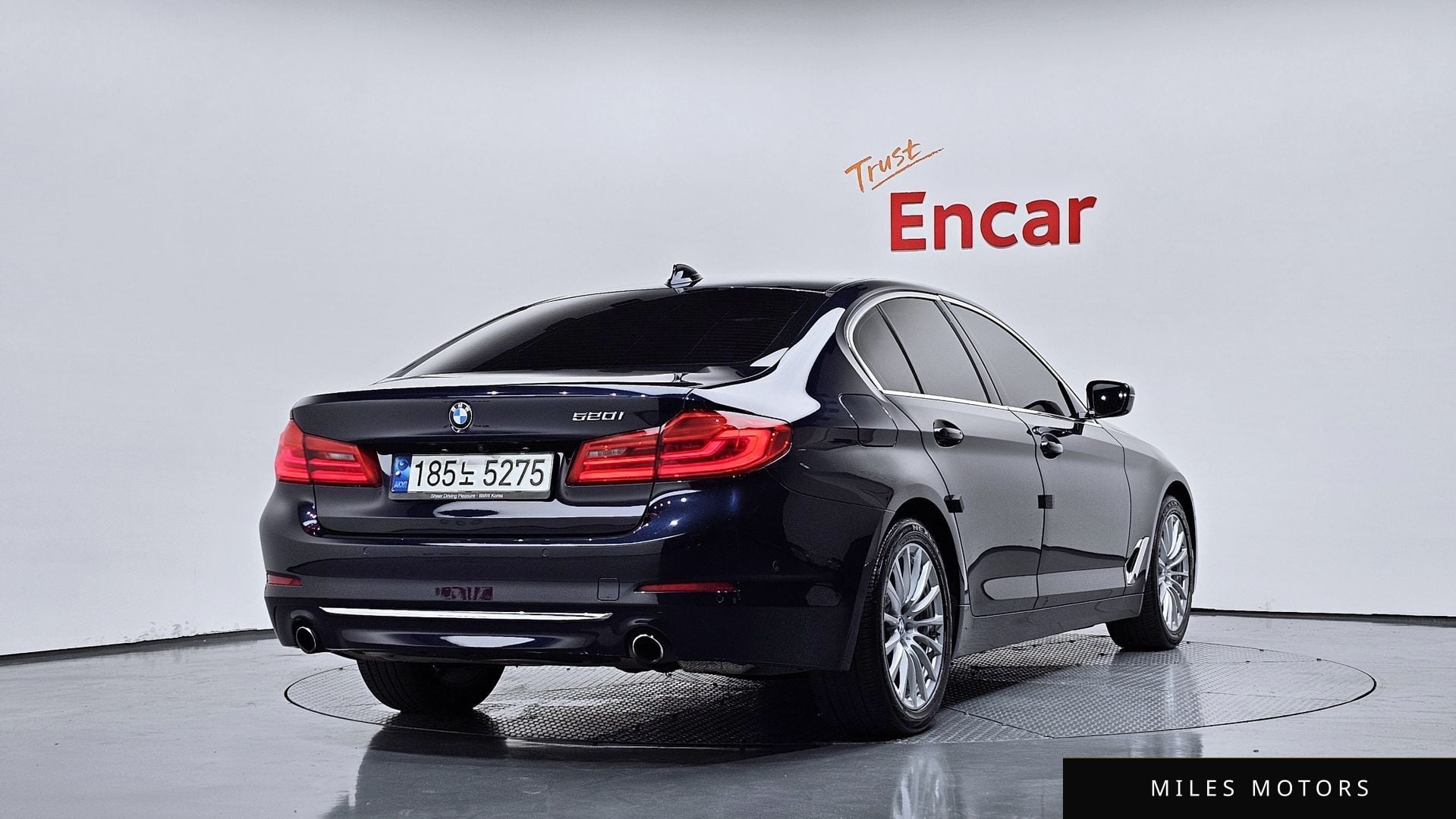 BMW 5 Series (G30) 2020 — миниатюра 2