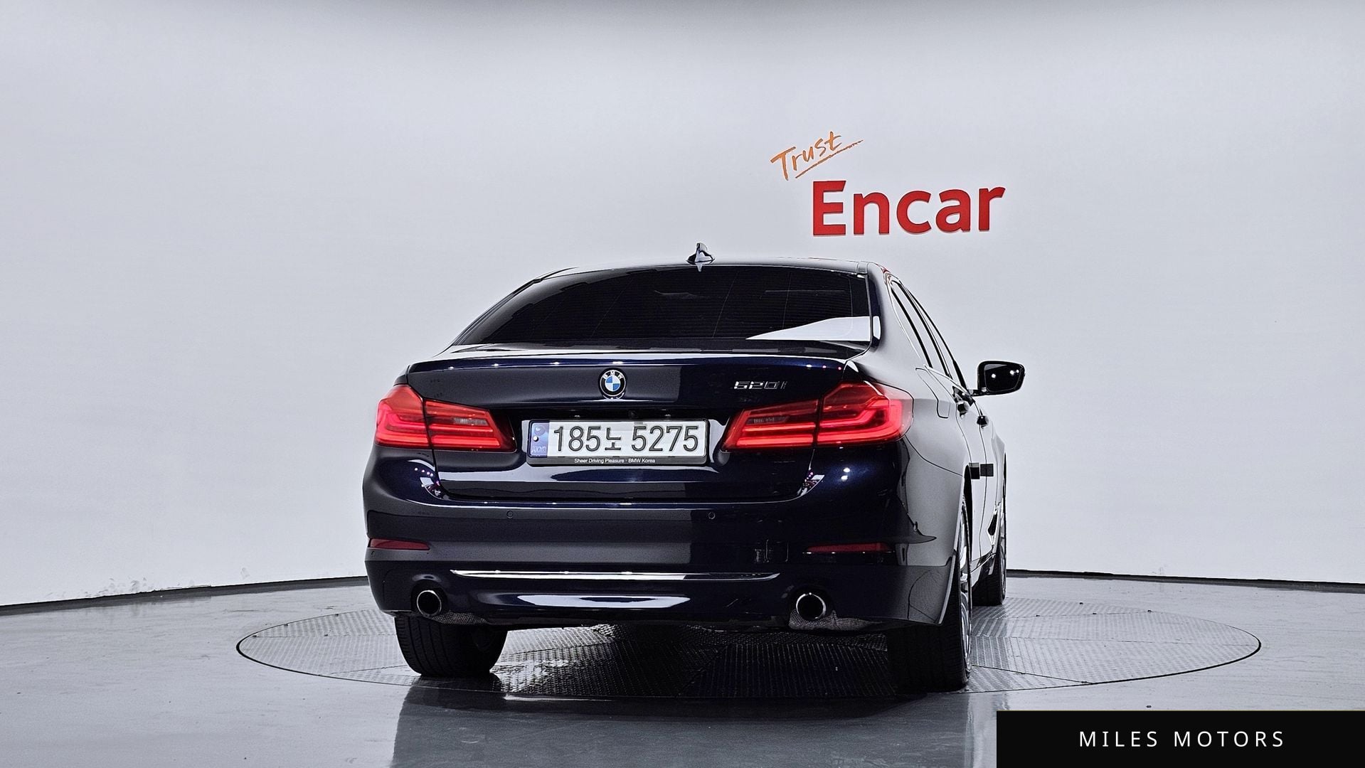 BMW 5 Series (G30) 2020 — миниатюра 4