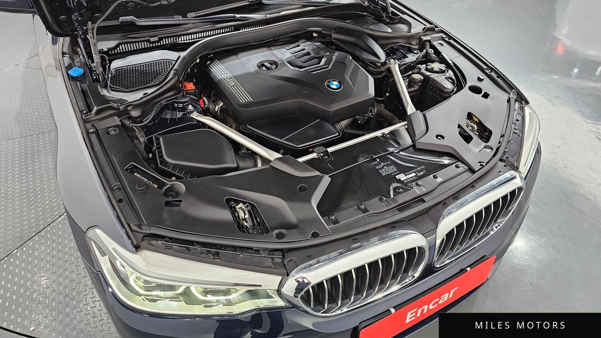 BMW 5 Series (G30) 2020 — миниатюра 6