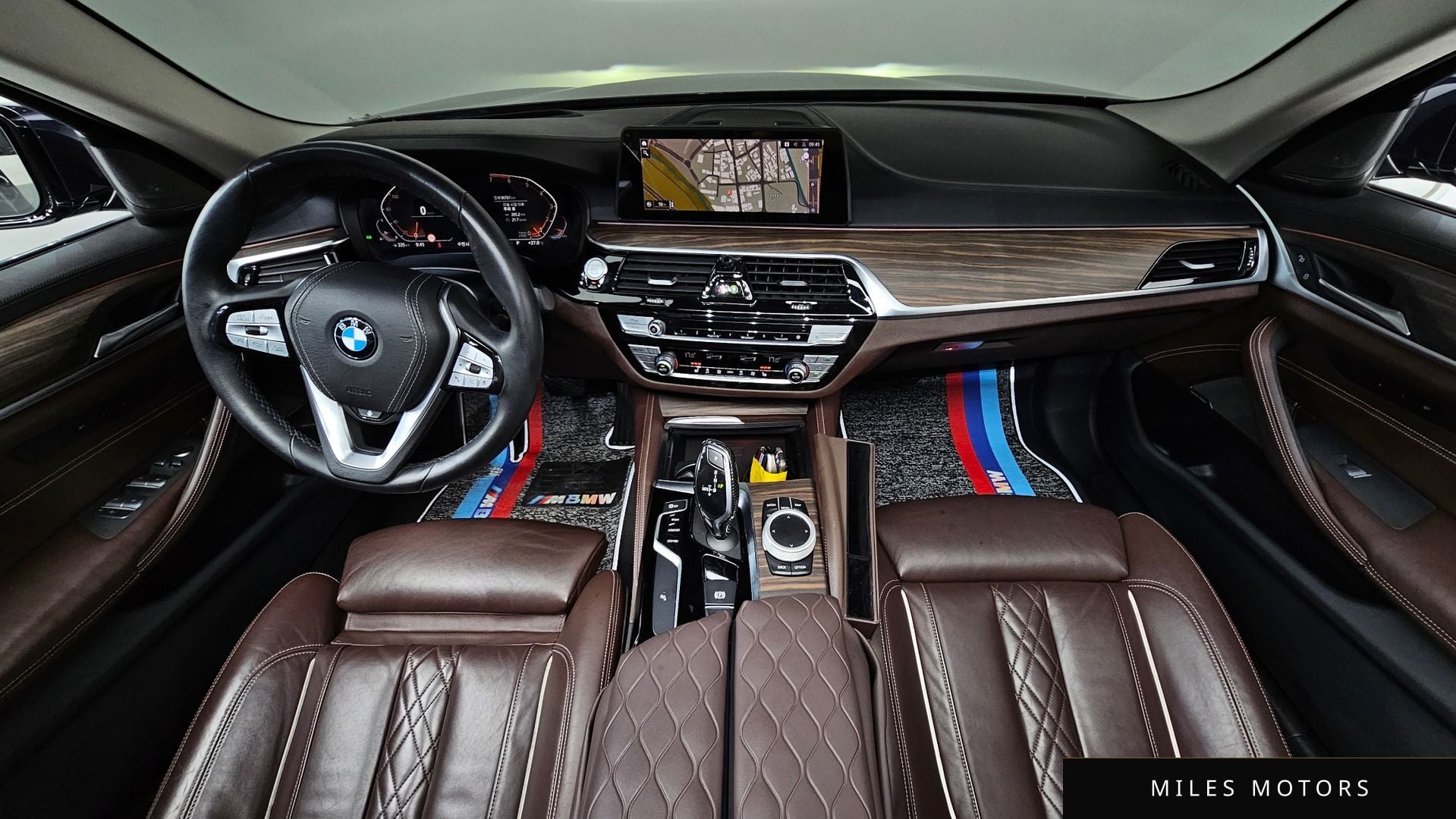 BMW 5 Series (G30) 2020 — миниатюра 10