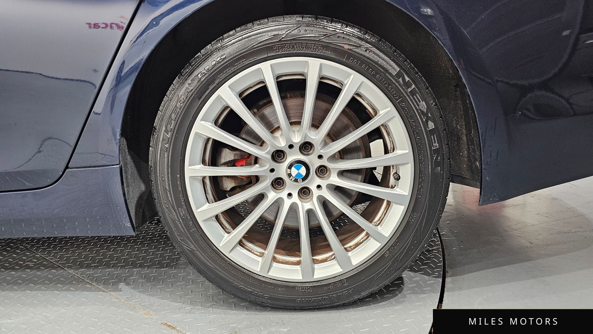 BMW 5 Series (G30) 2020 — миниатюра 7