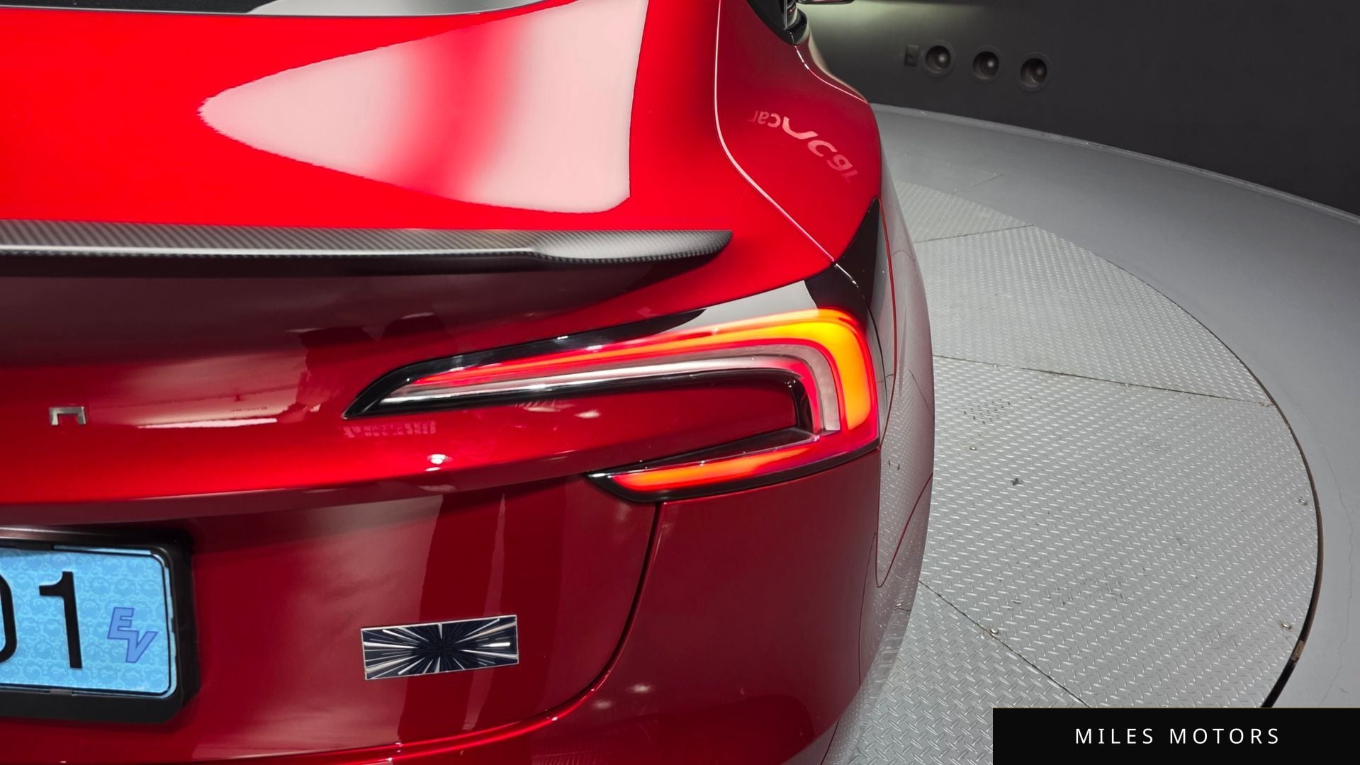 Tesla Model 3 2024 — миниатюра 9