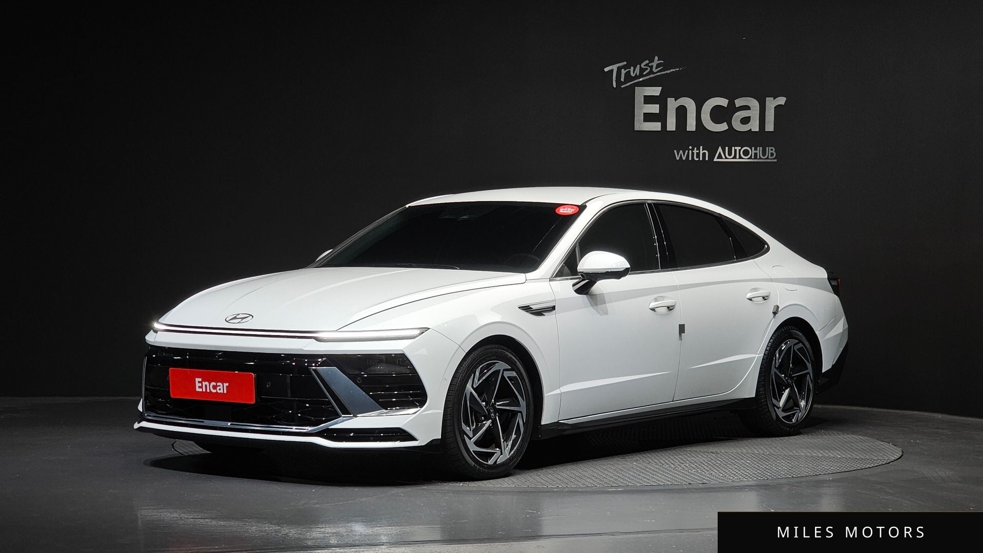 Hyundai Sonata 2024 — фото 1 из 12