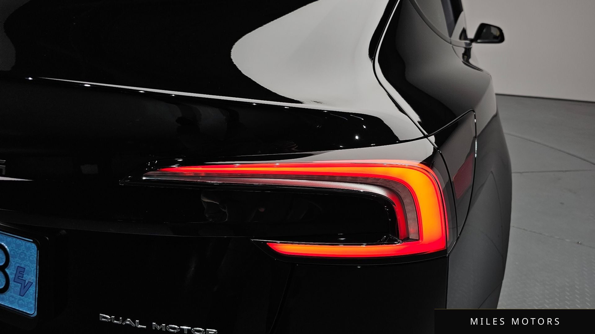 Tesla Model 3 2024 — миниатюра 8