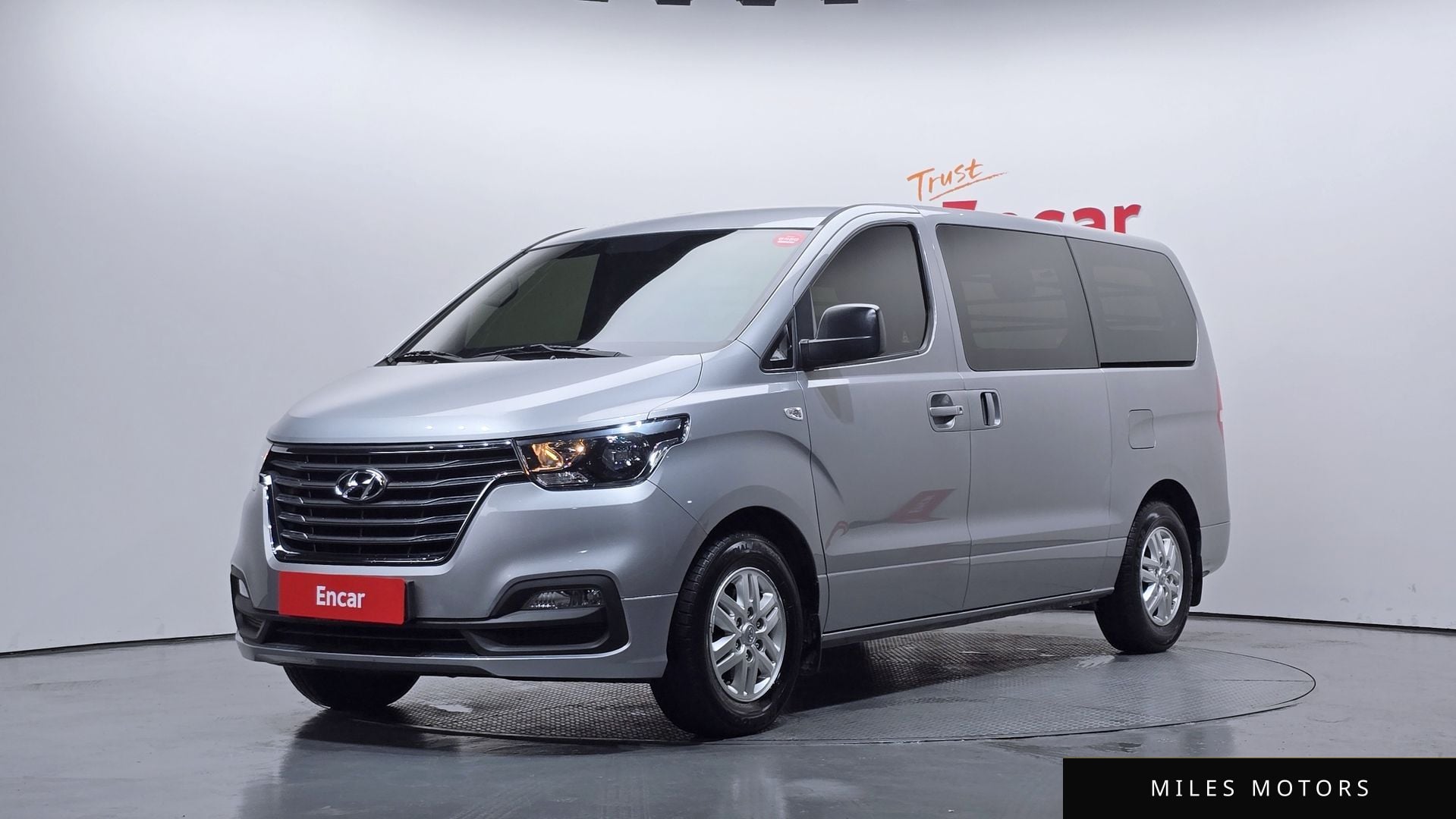 Hyundai Starex 2021
