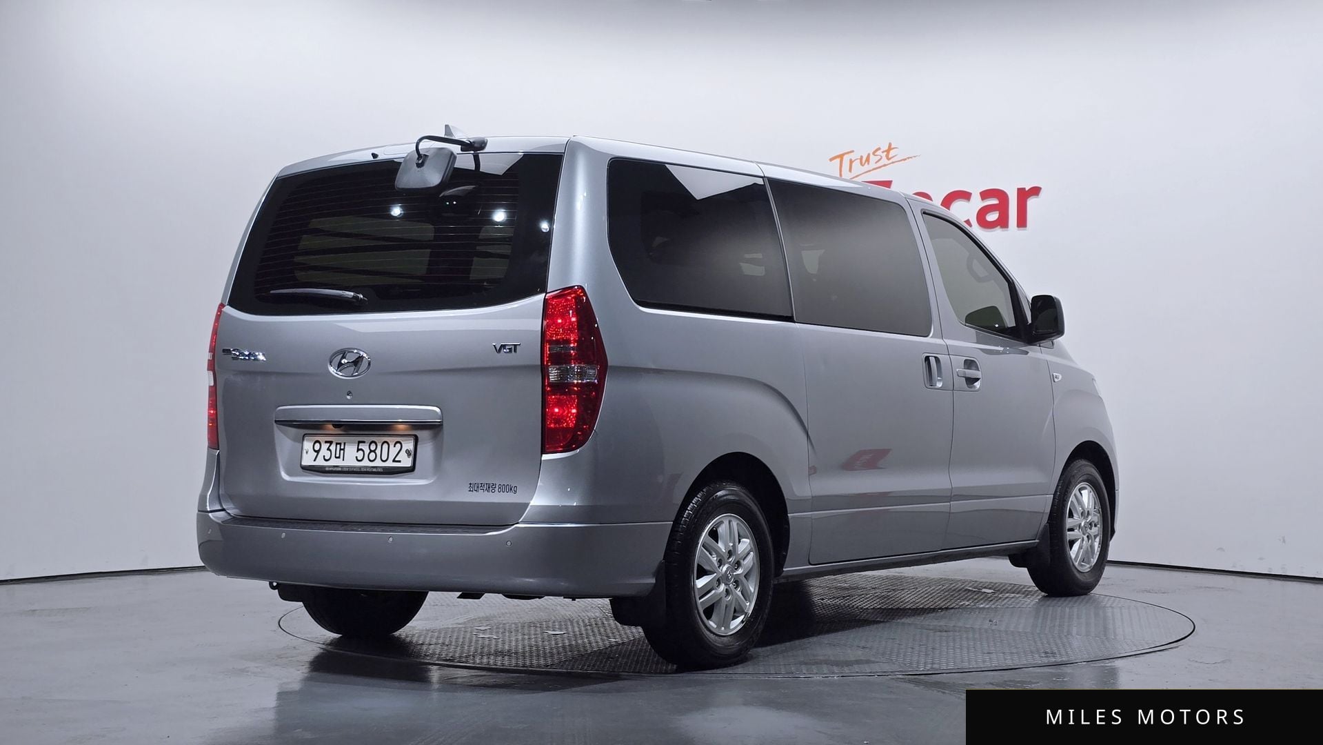 Hyundai Starex 2021 — миниатюра 2