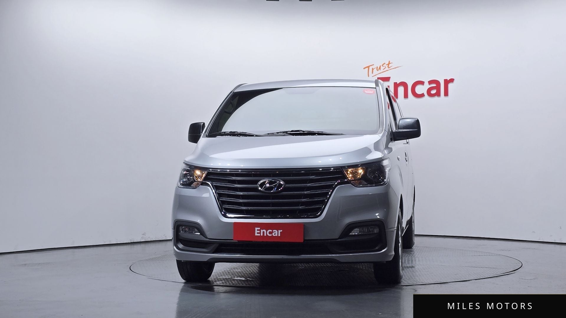 Hyundai Starex 2021 — миниатюра 3