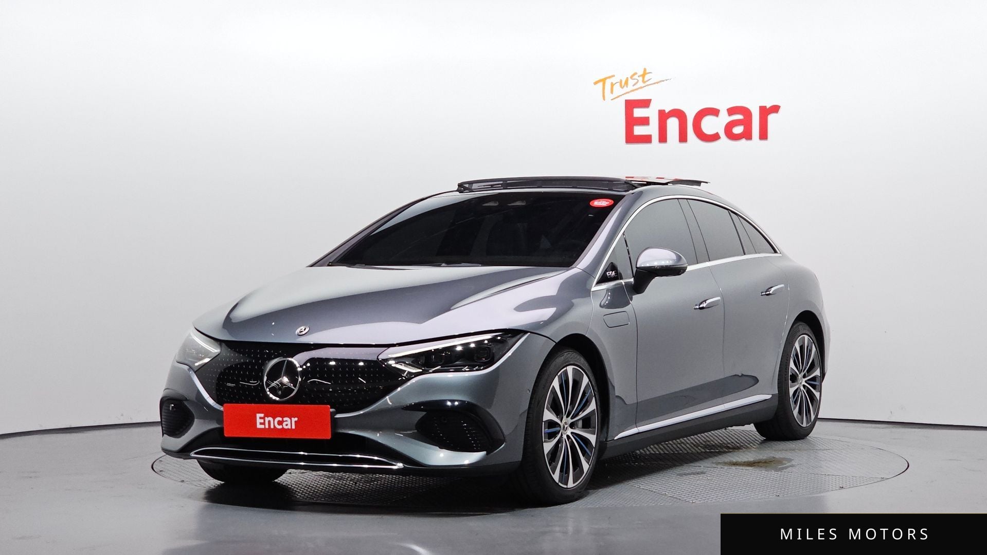 Mercedes-Benz EQE V295 2022 — фото 1 из 12