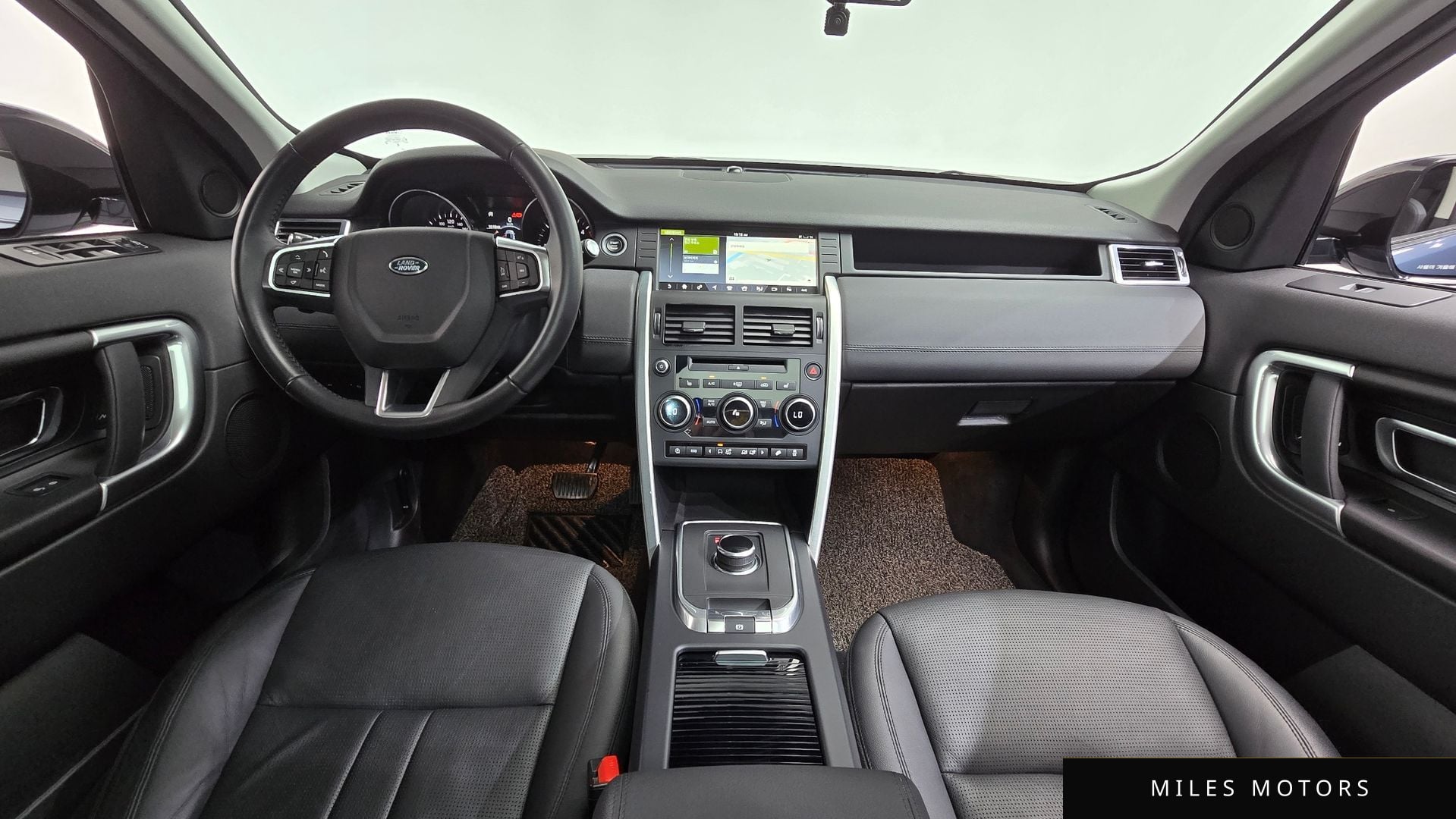Land Rover Discovery Sport 2018 — миниатюра 7