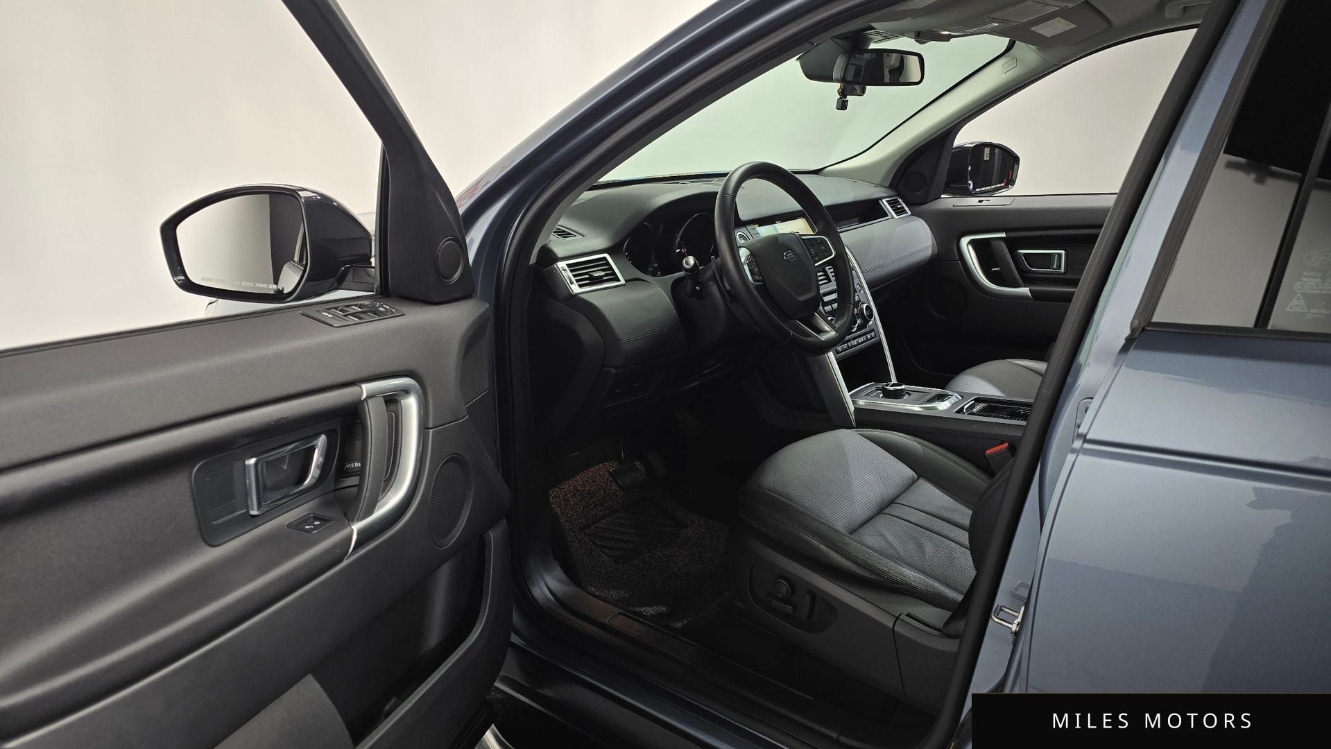 Land Rover Discovery Sport 2018 — миниатюра 10