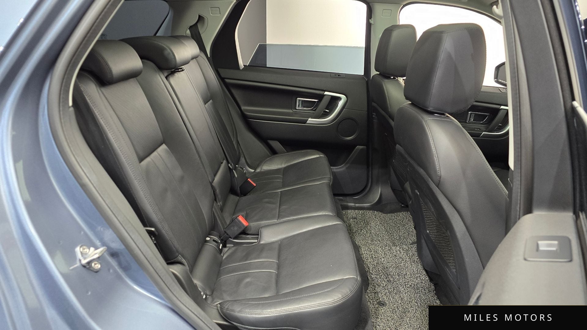 Land Rover Discovery Sport 2018 — миниатюра 11