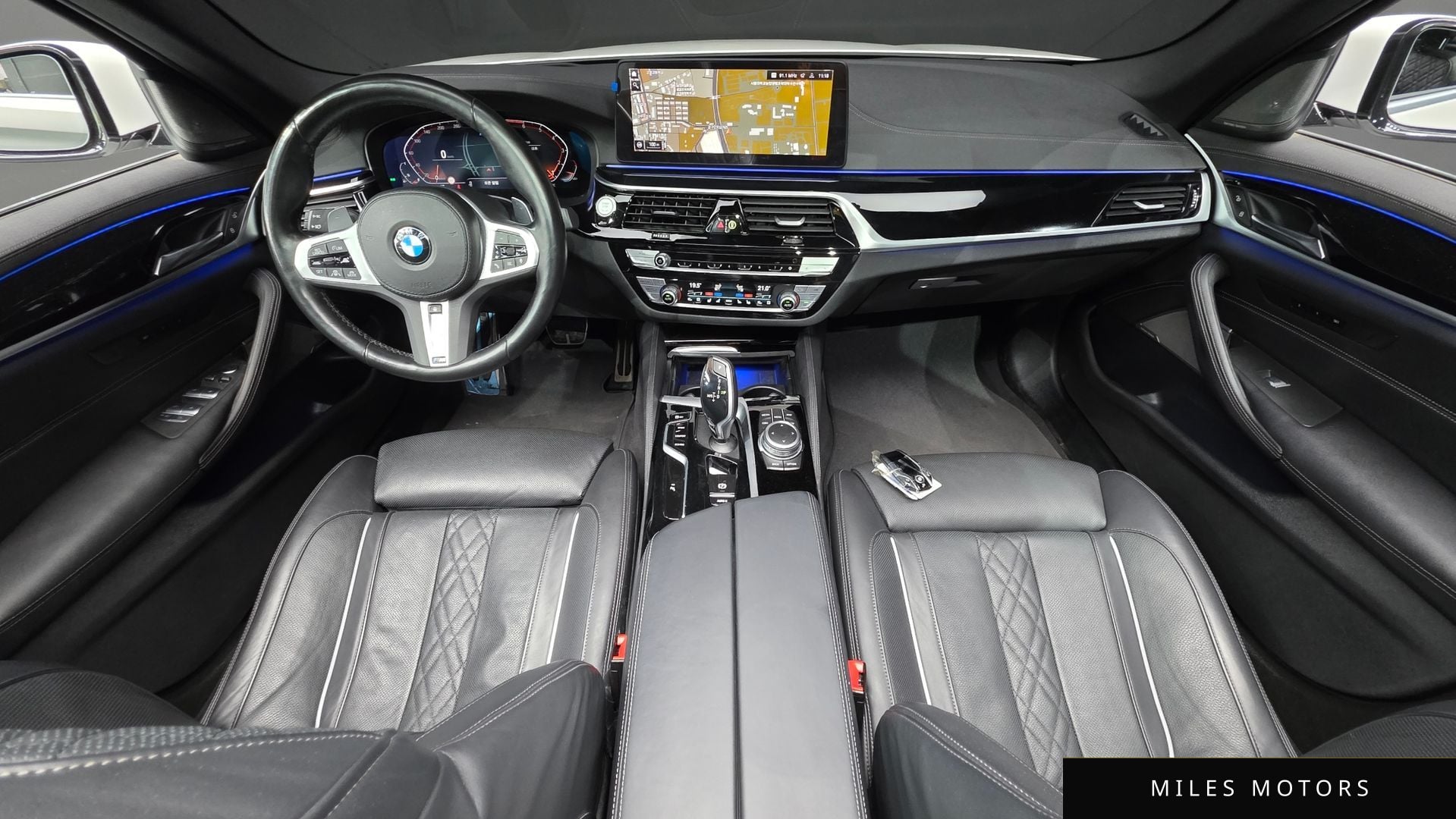 BMW 5 Series (G30) 2022 — миниатюра 10