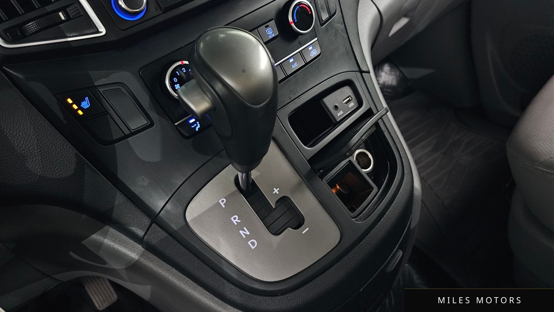 Hyundai Starex 2020 — миниатюра 11