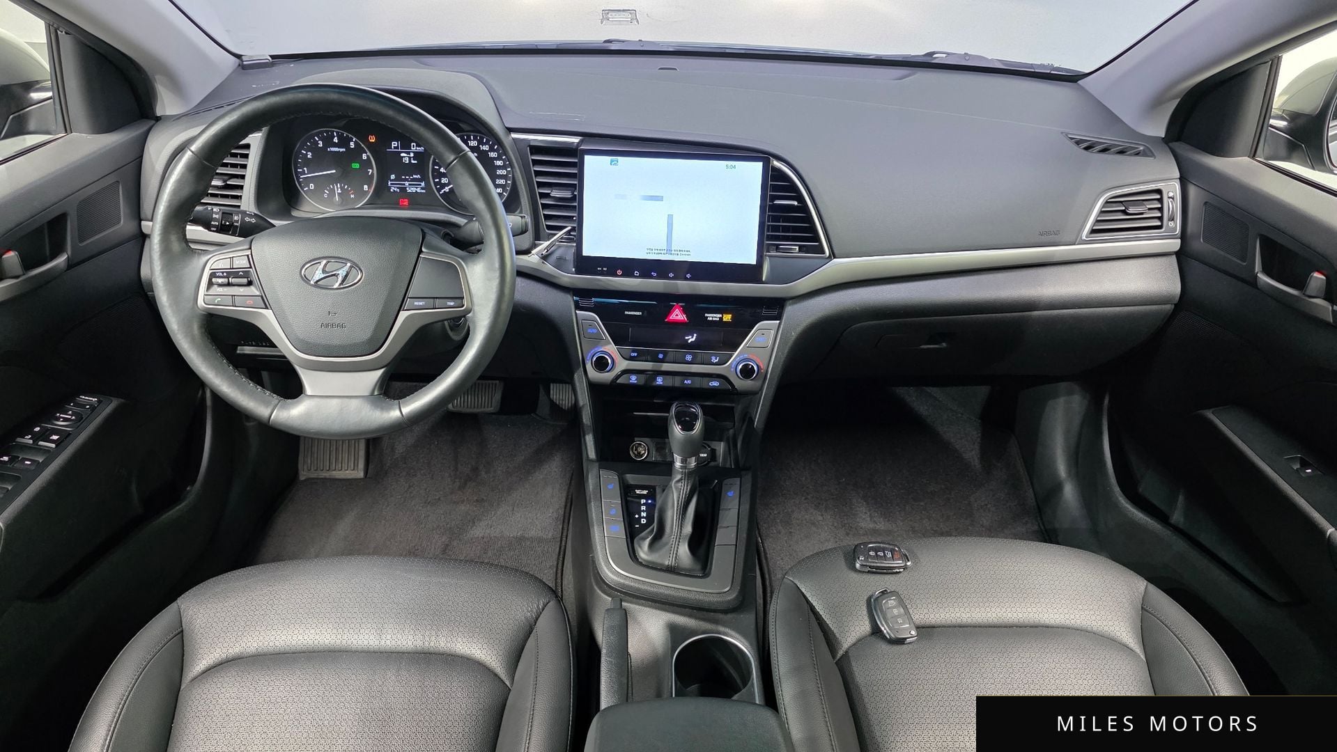 Hyundai AVANTE 2016 — миниатюра 9