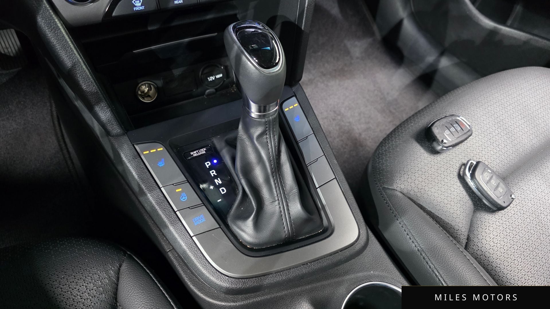 Hyundai AVANTE 2016 — миниатюра 11