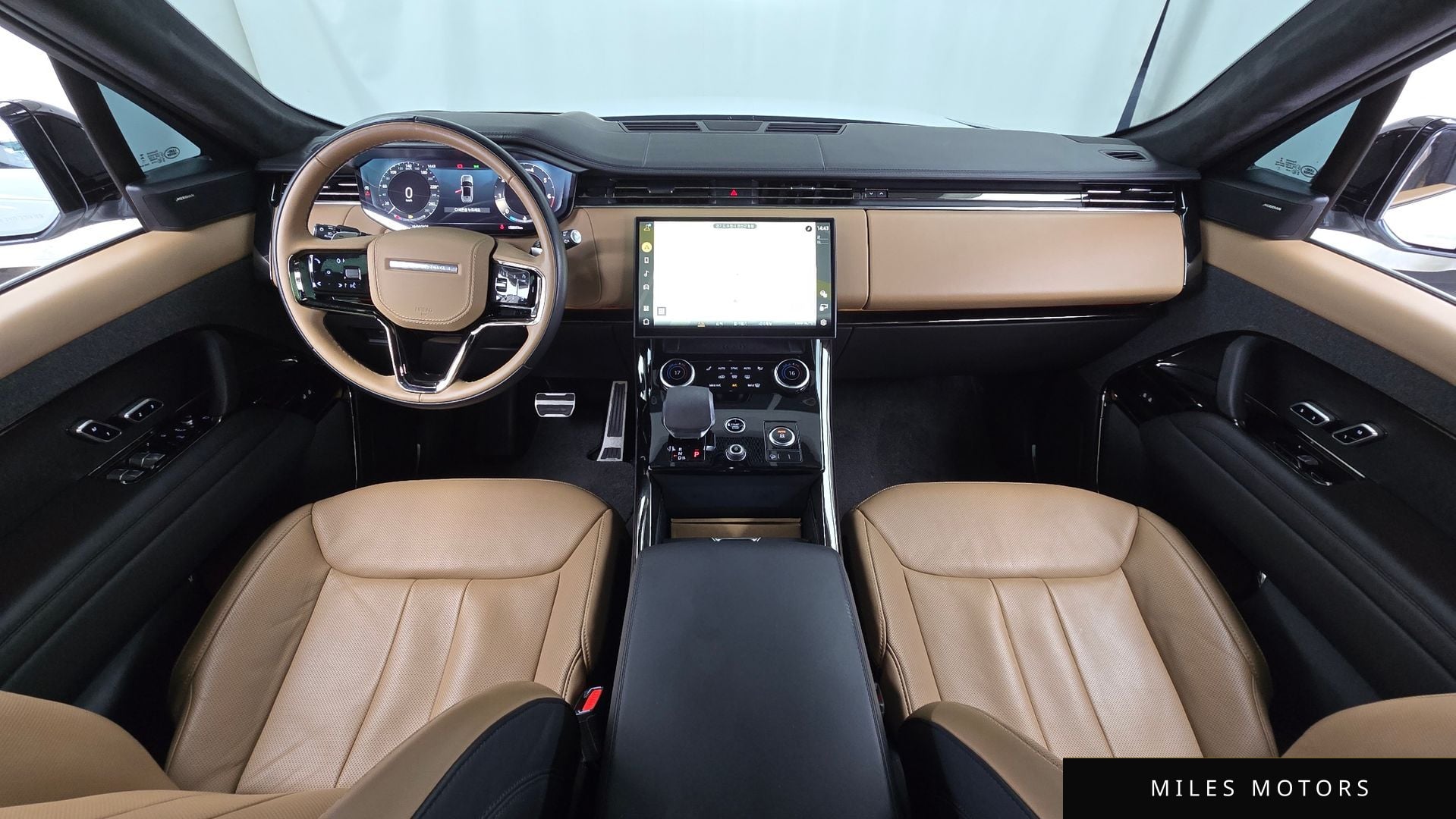 Land Rover Range Rover Sport 2023 — миниатюра 7