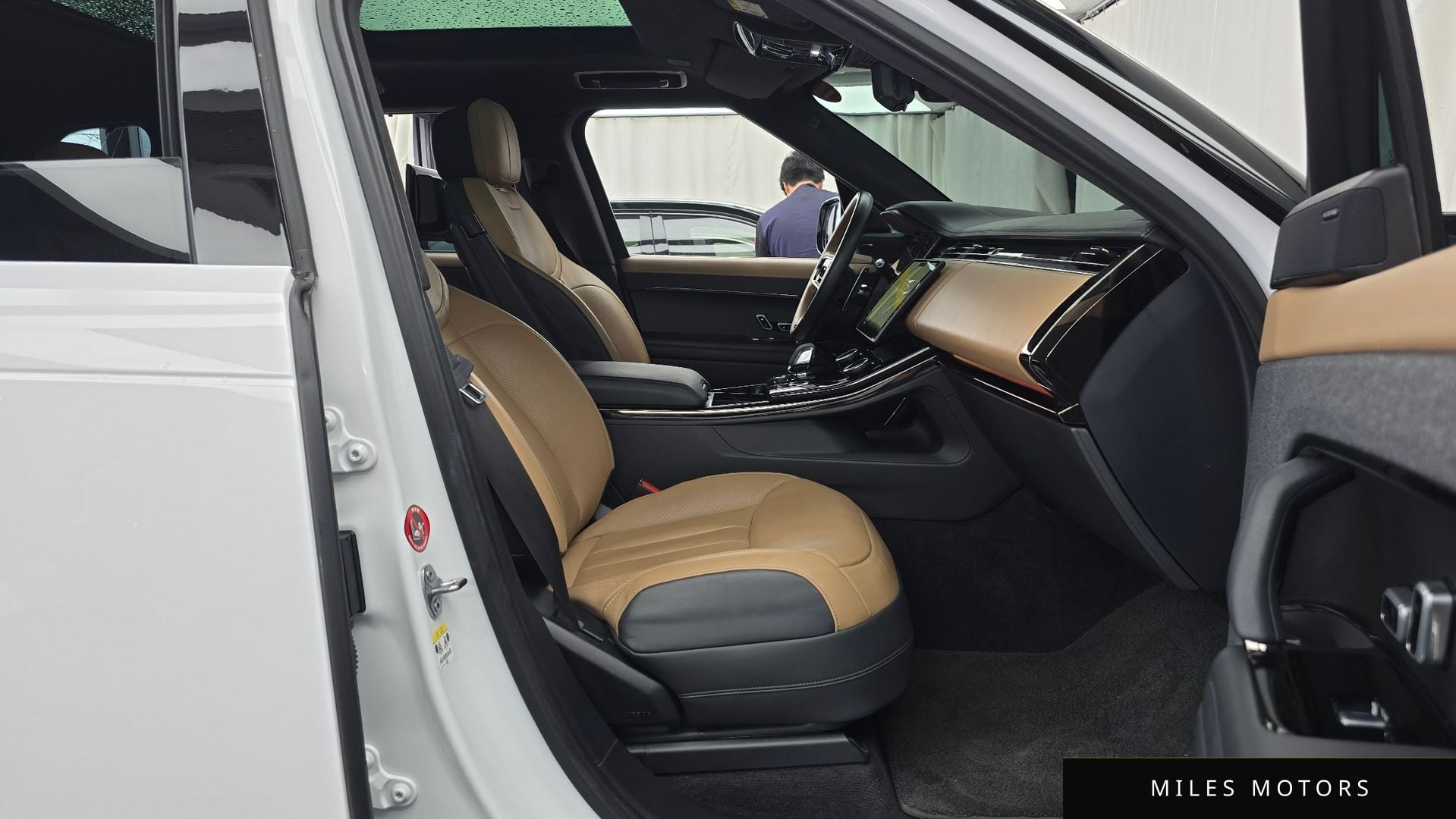 Land Rover Range Rover Sport 2023 — миниатюра 12
