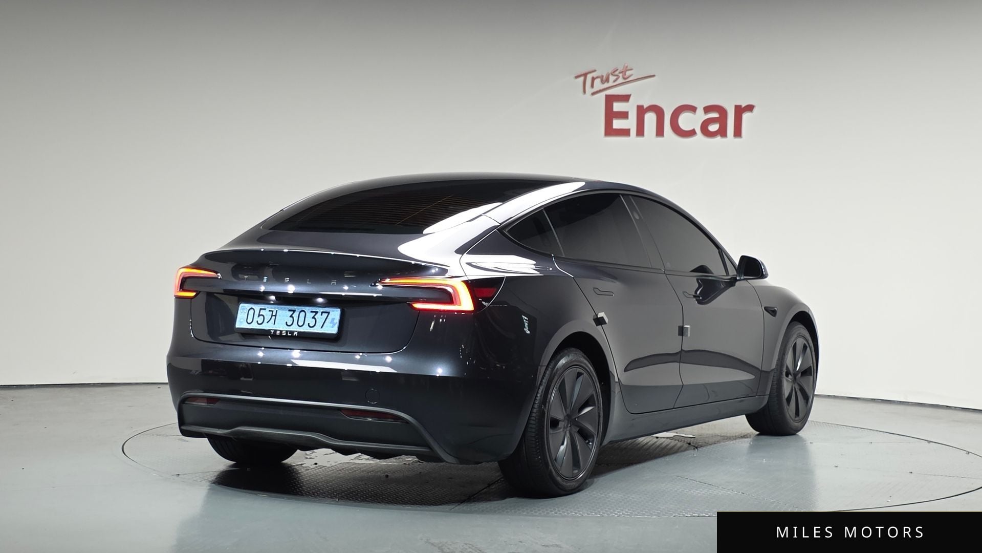 Tesla Model 3 2025 — фото 1 из 12