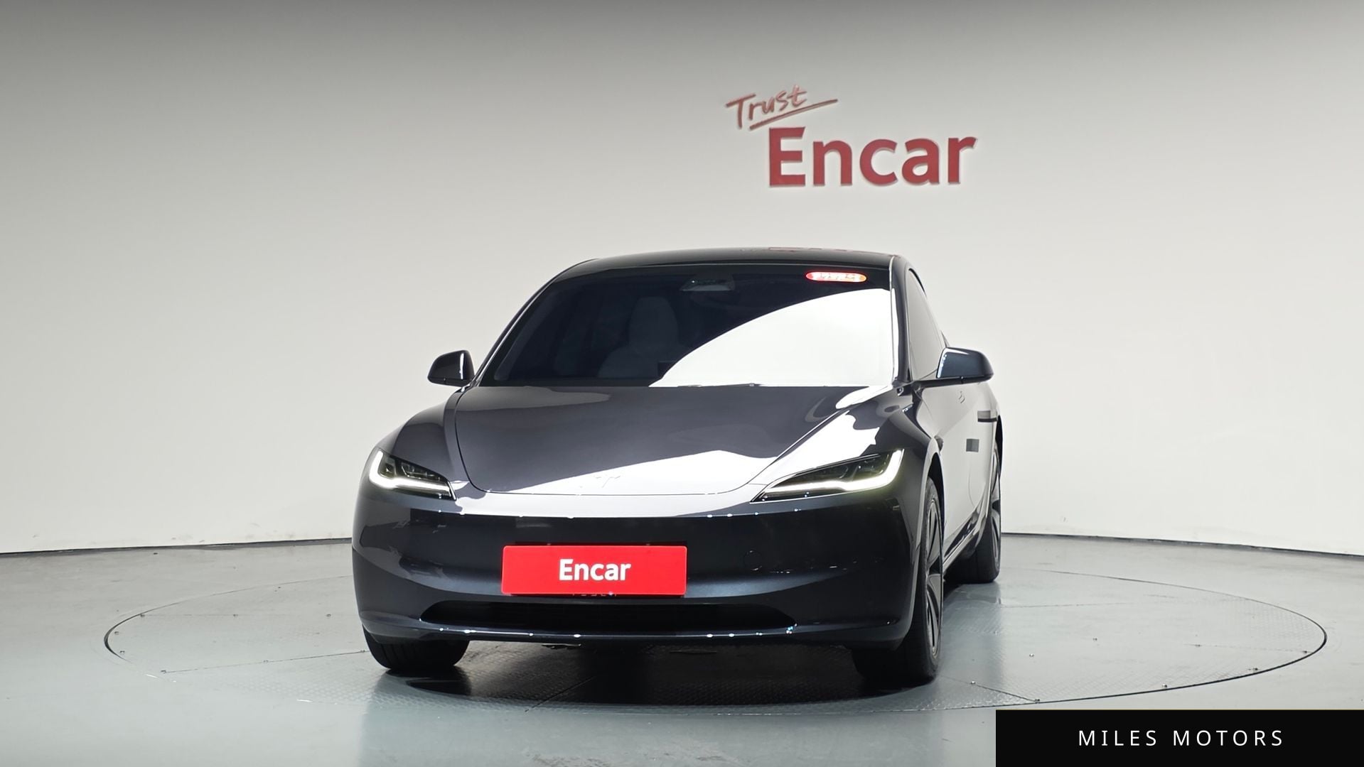 Tesla Model 3 2025 — миниатюра 2