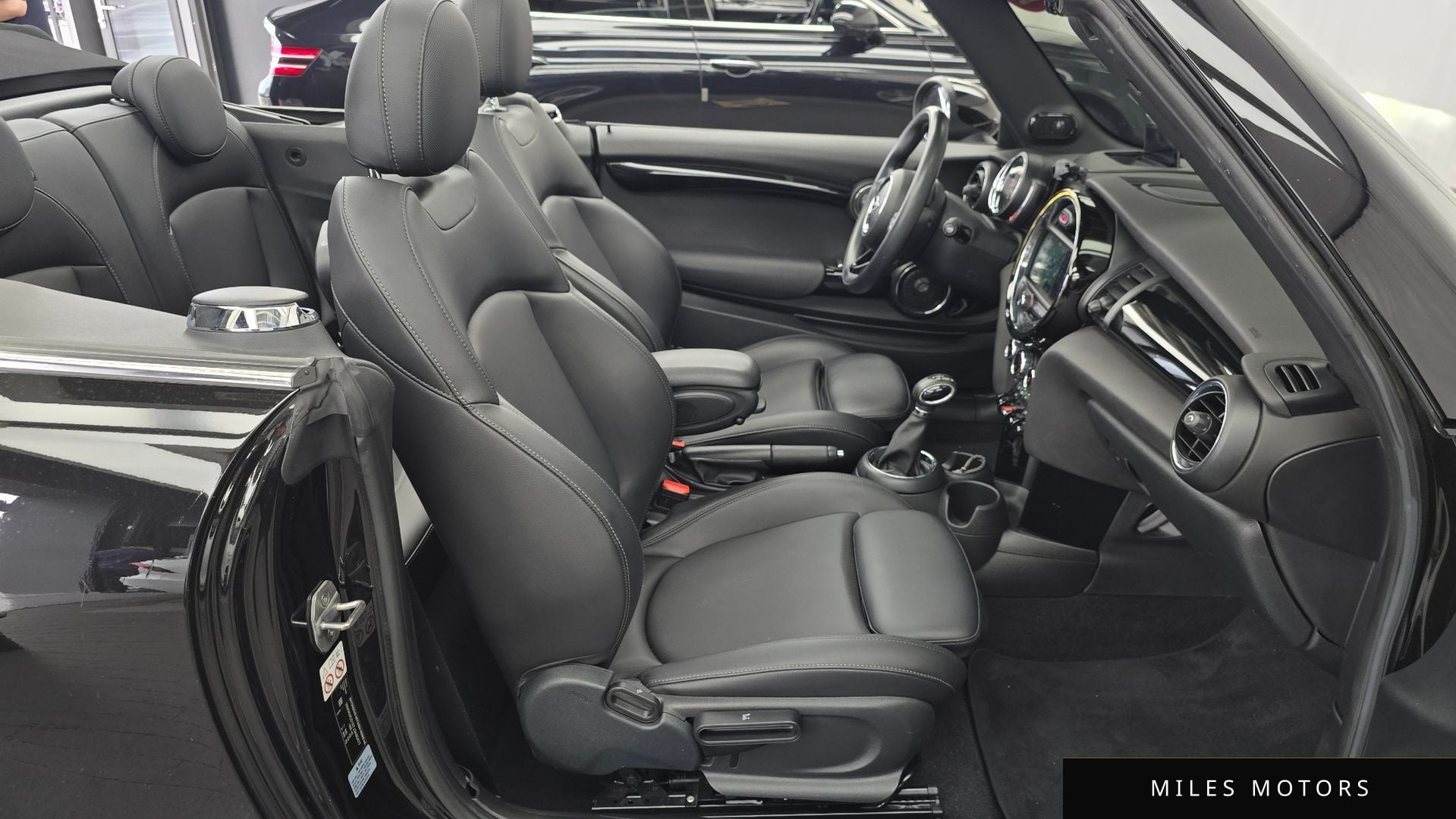 MINI Cooper Convertible 2018 — миниатюра 11