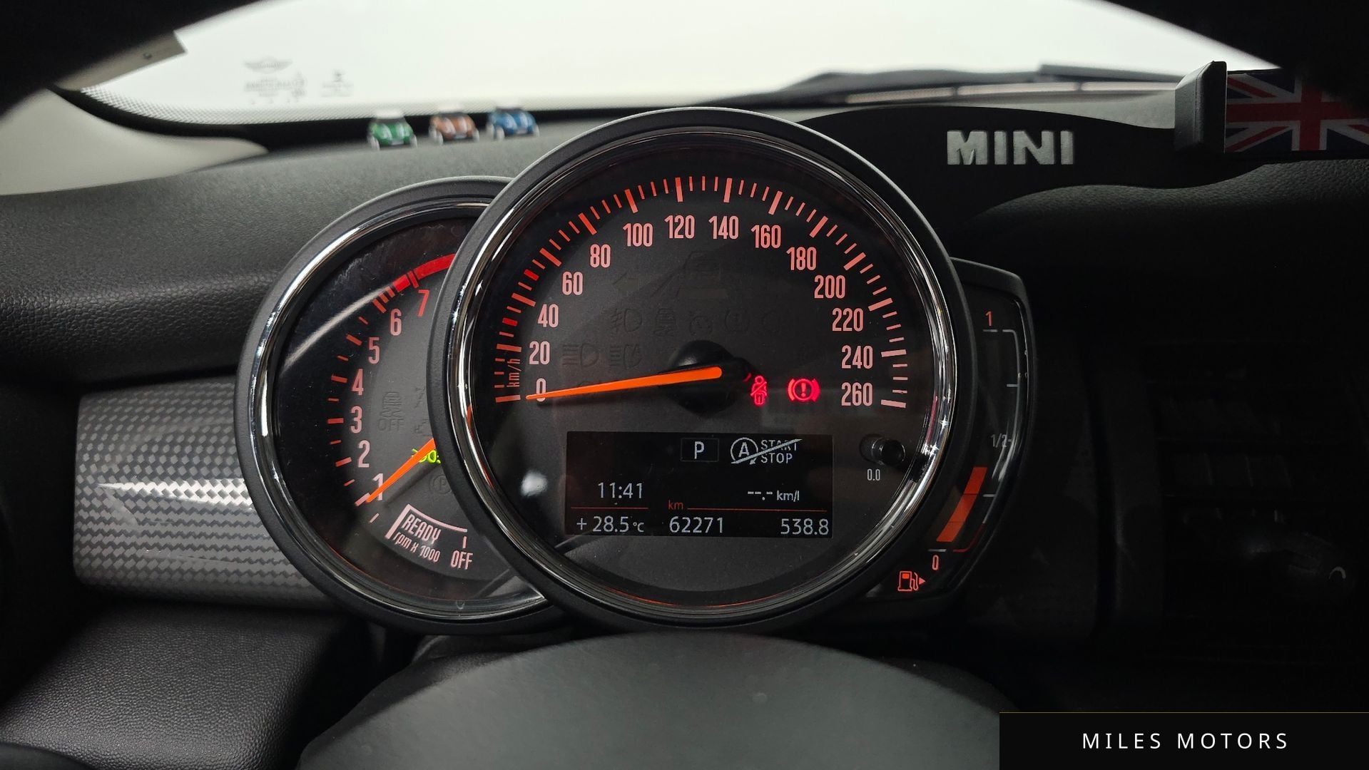 MINI Cooper 2019 — миниатюра 10