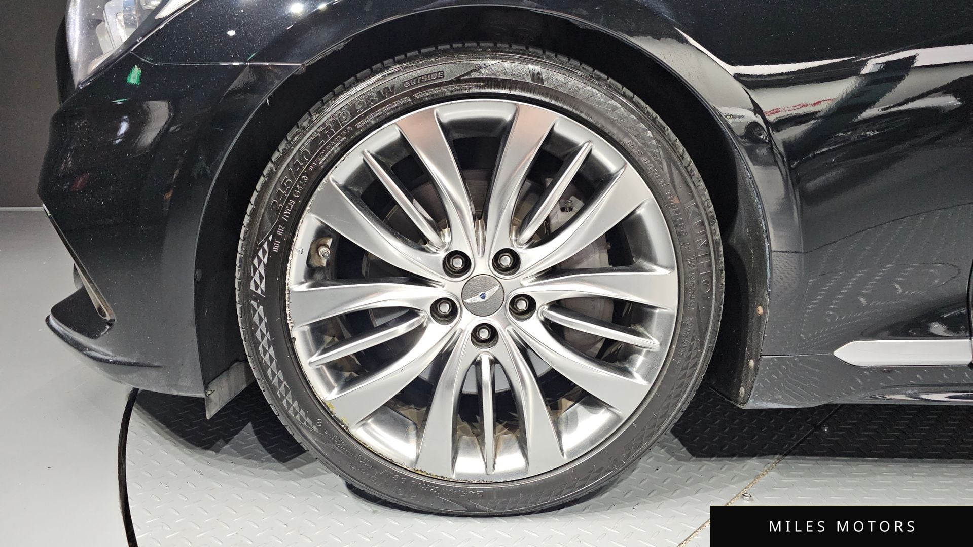 Hyundai Genesis 2014 — миниатюра 5