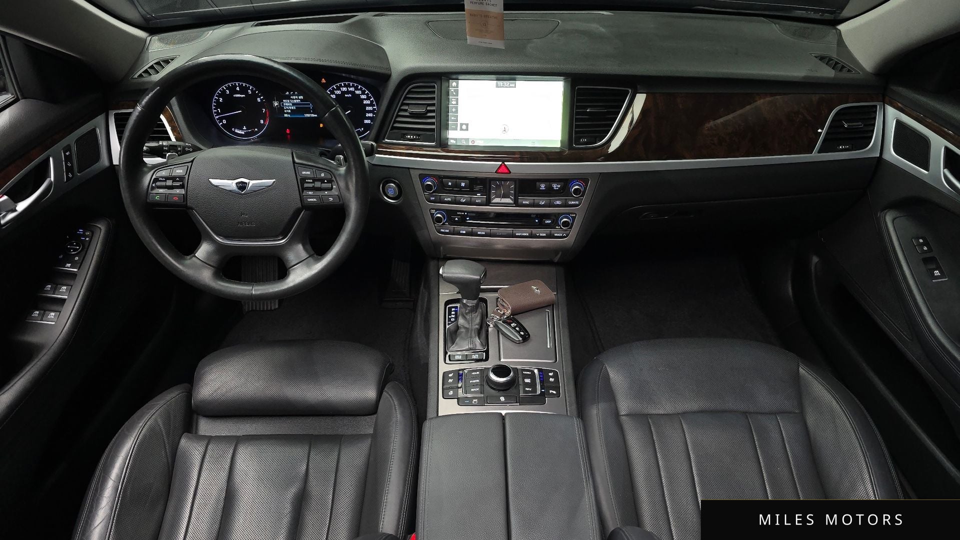 Hyundai Genesis 2014 — миниатюра 10