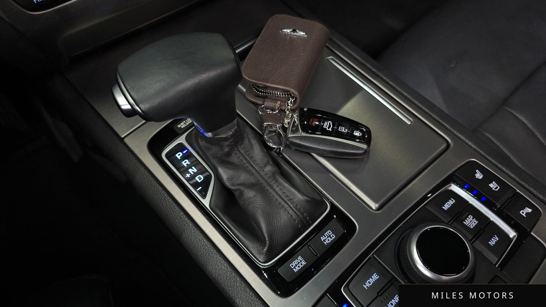 Hyundai Genesis 2014 — миниатюра 12