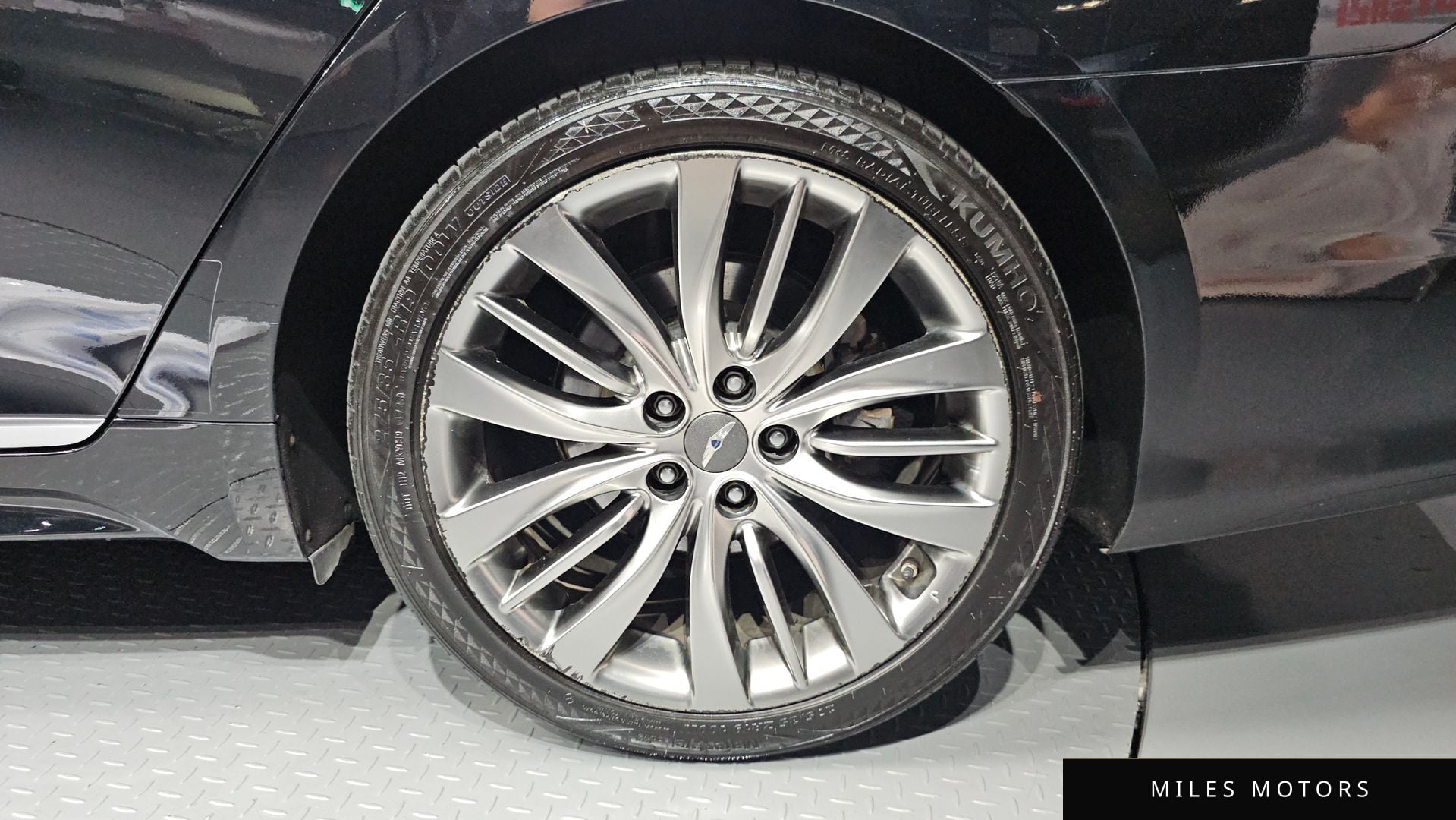 Hyundai Genesis 2014 — миниатюра 7