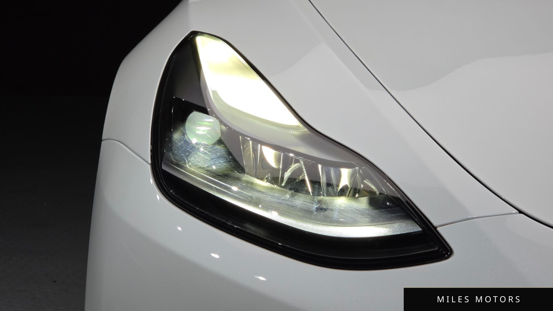 Tesla Model Y 2024 — миниатюра 8
