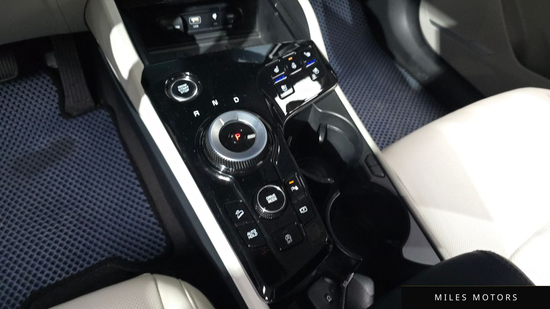 Kia Sportage 2022 — миниатюра 9