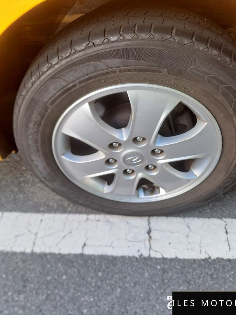 Hyundai Starex 2019 — миниатюра 3