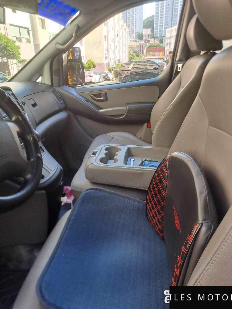 Hyundai Starex 2019 — миниатюра 11