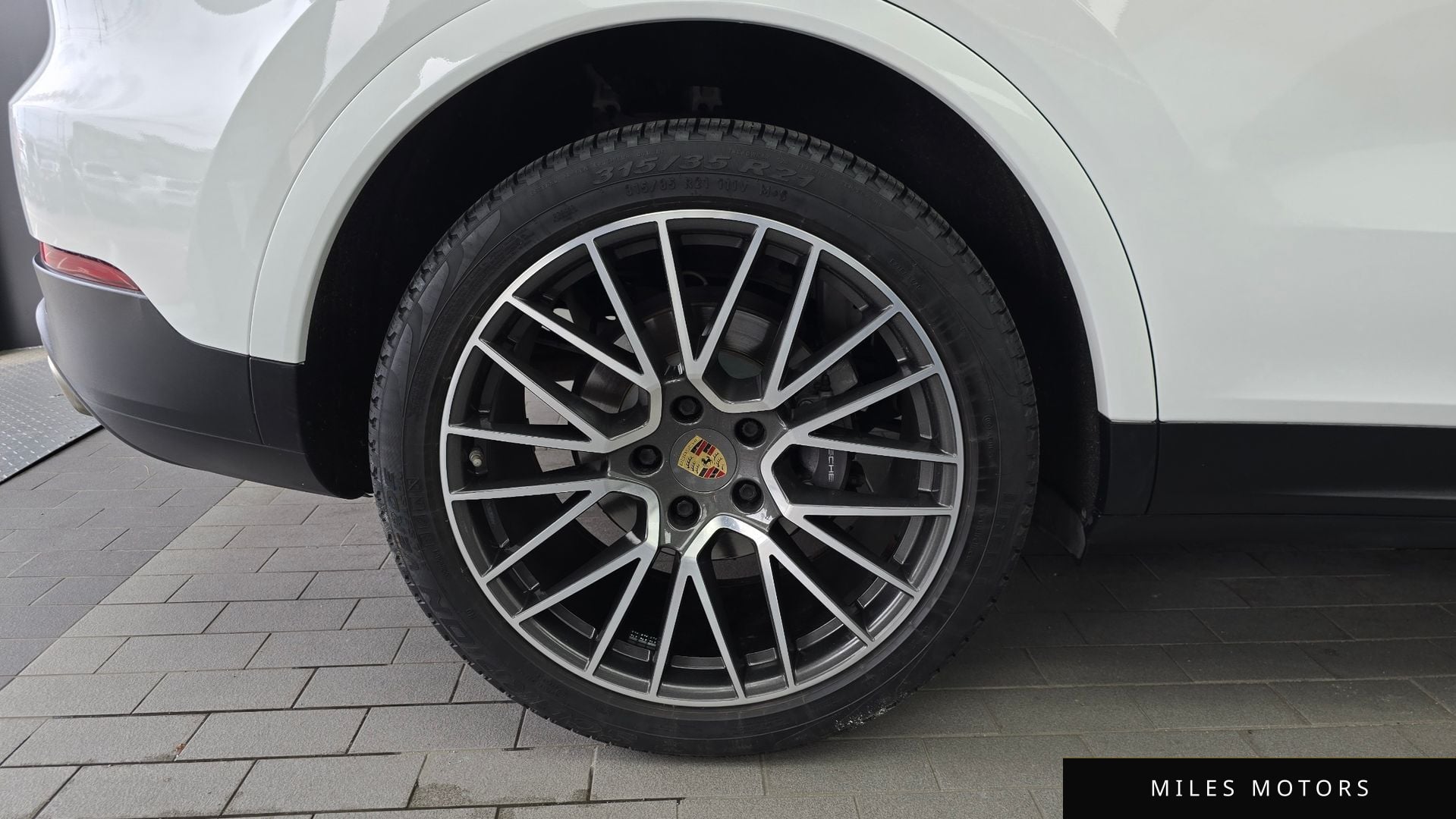 Porsche Cayenne 2019 — миниатюра 5