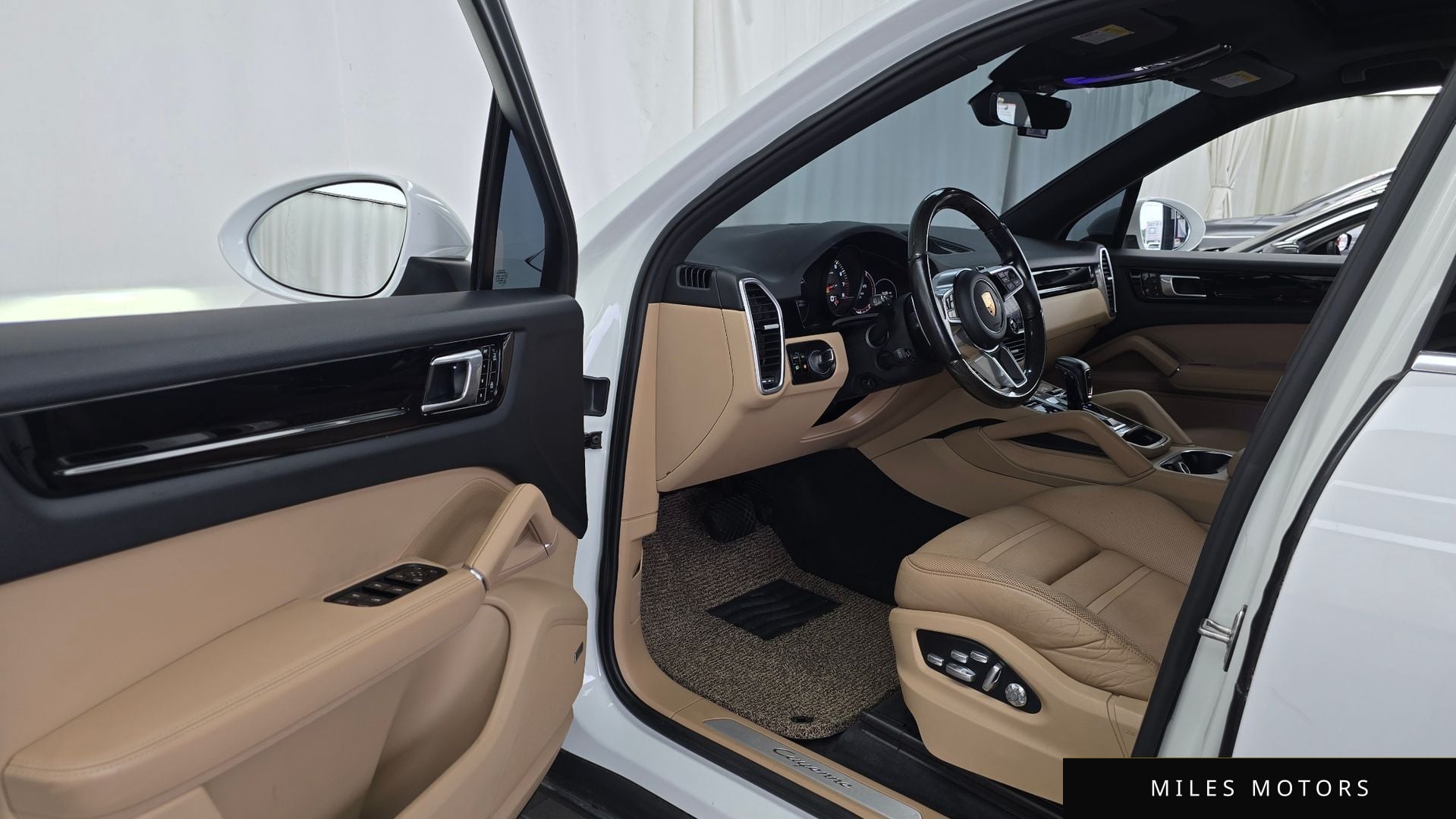 Porsche Cayenne 2019 — миниатюра 10