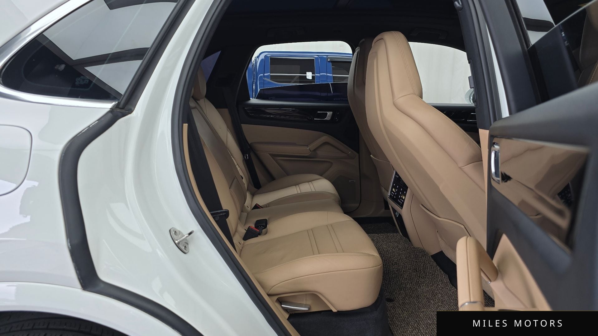 Porsche Cayenne 2019 — миниатюра 12